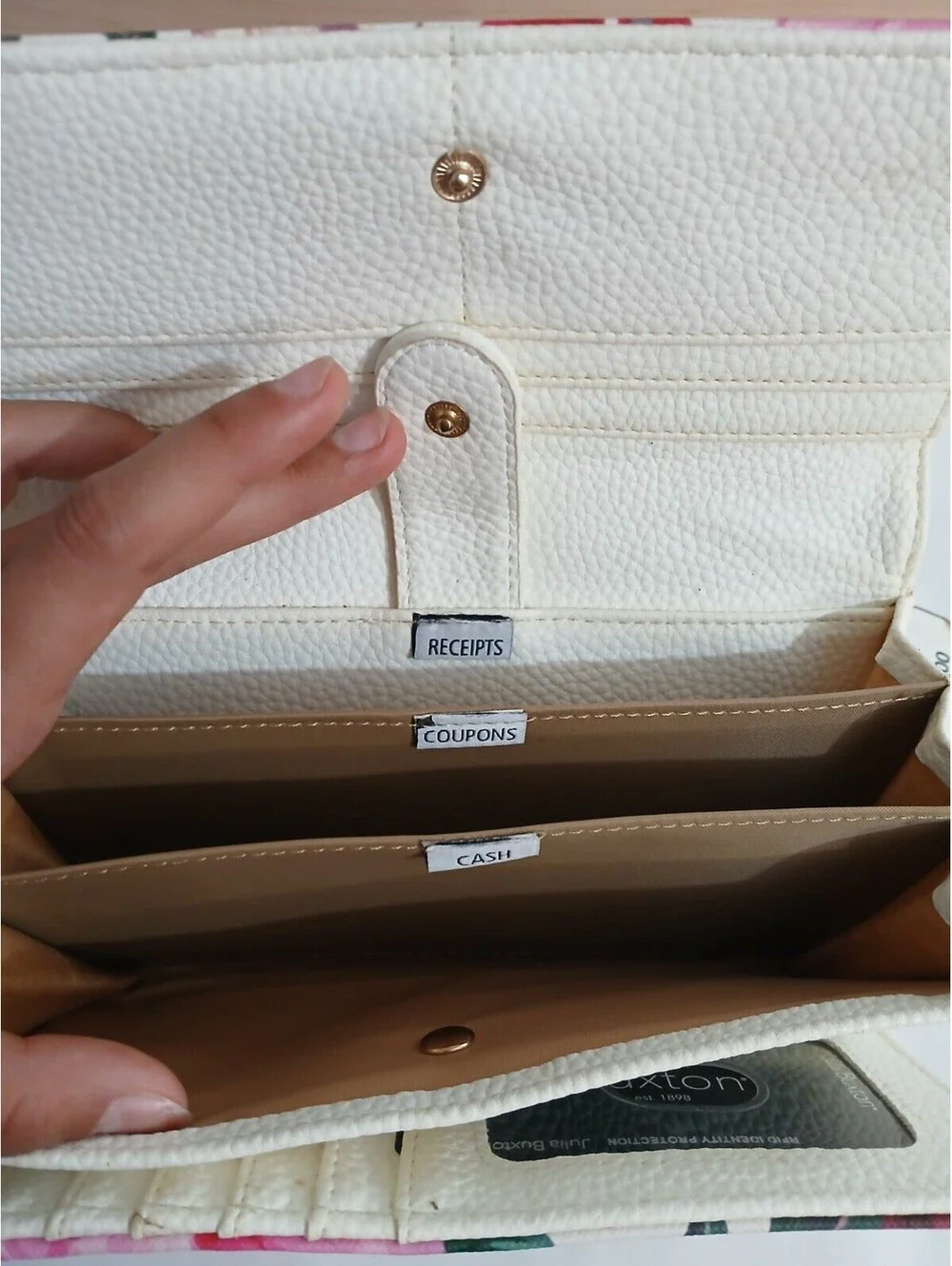 WOMEN'S JULIA BUXTON COLORFUL ROSE WALLET